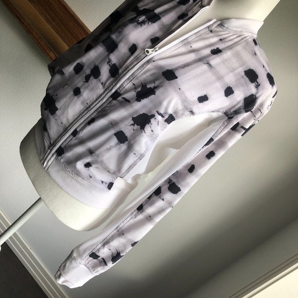 Lululemon Noir Jacket, W6 - Picture 4 of 14